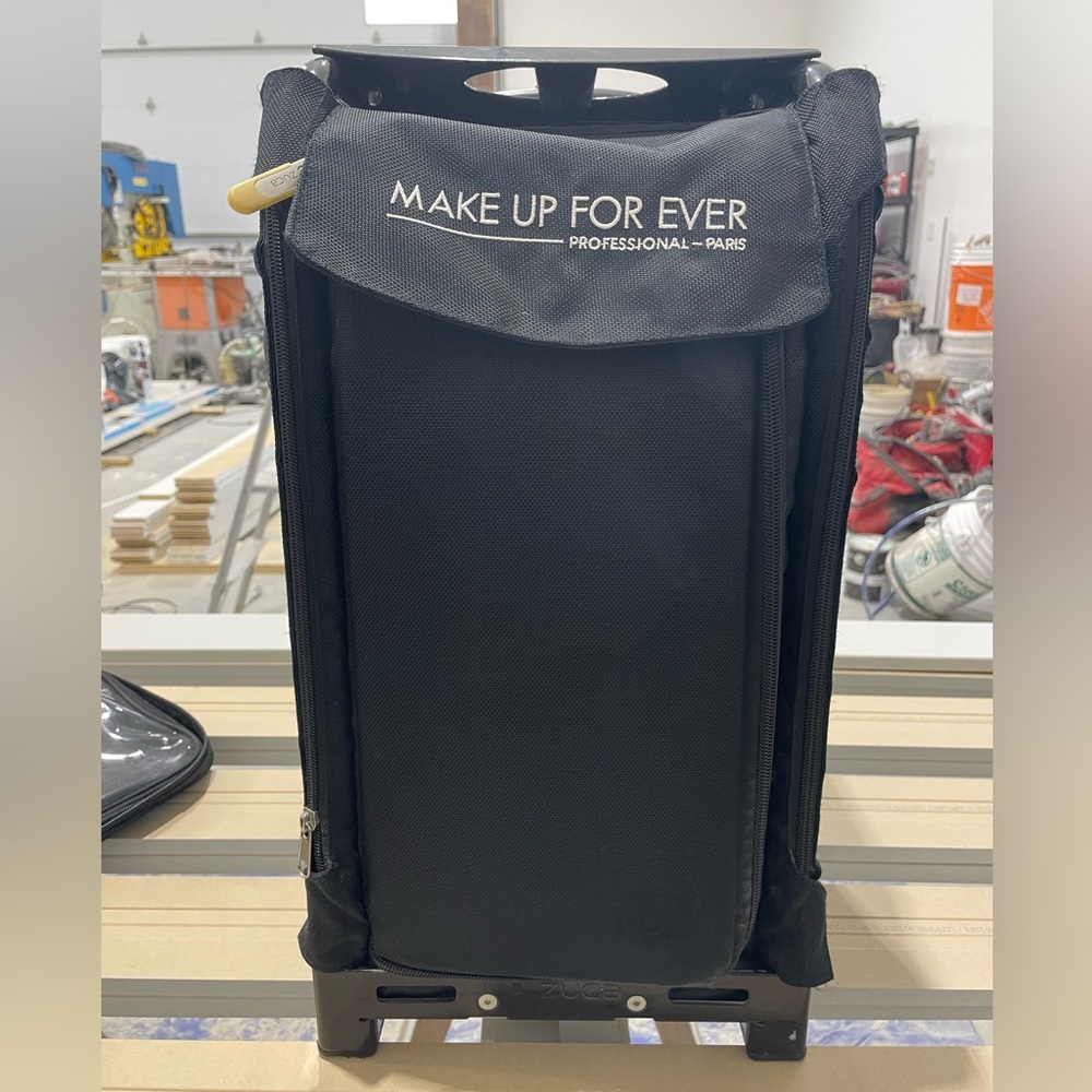 ZUCA Makeup Artist Rolling Bag
